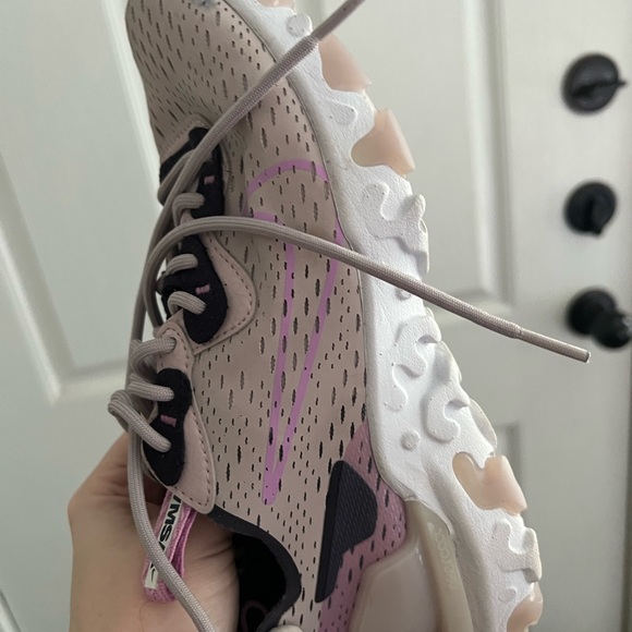 Nike sneakers 👟 - Picture 2 of 4